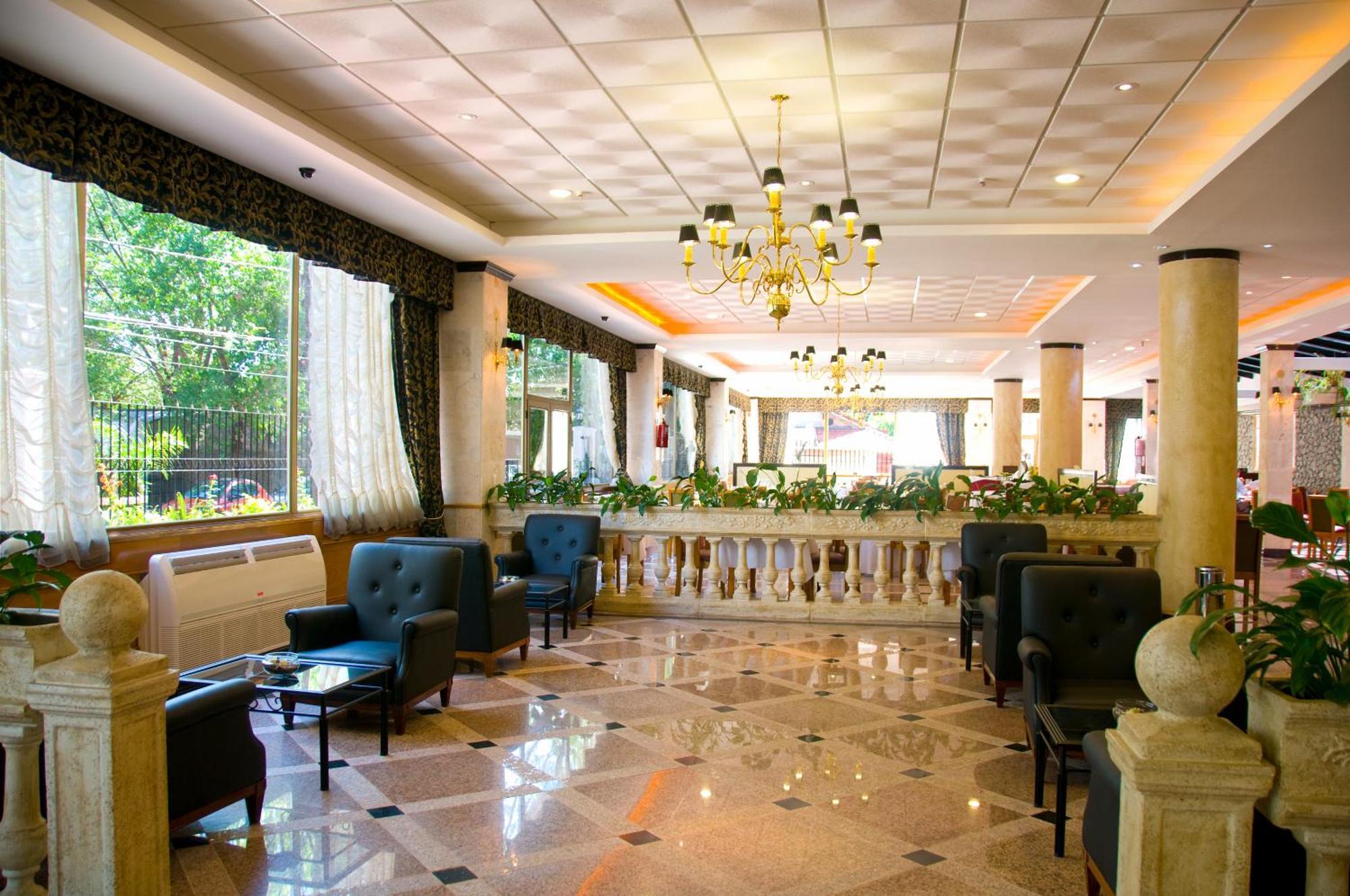 Hotel Ramada By Wyndham Buenos Aires Vicente López Exteriér fotografie