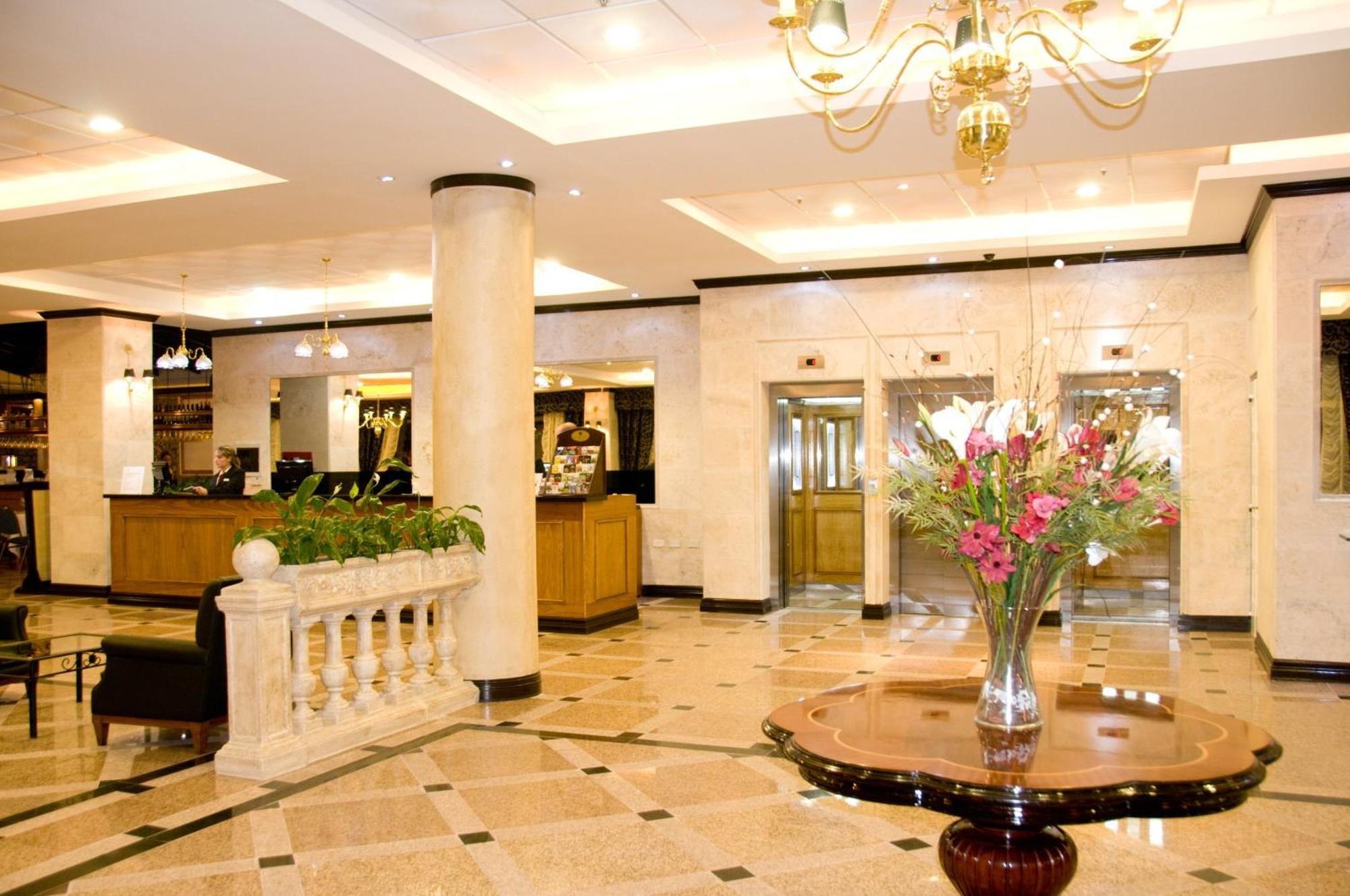 Hotel Ramada By Wyndham Buenos Aires Vicente López Interiér fotografie