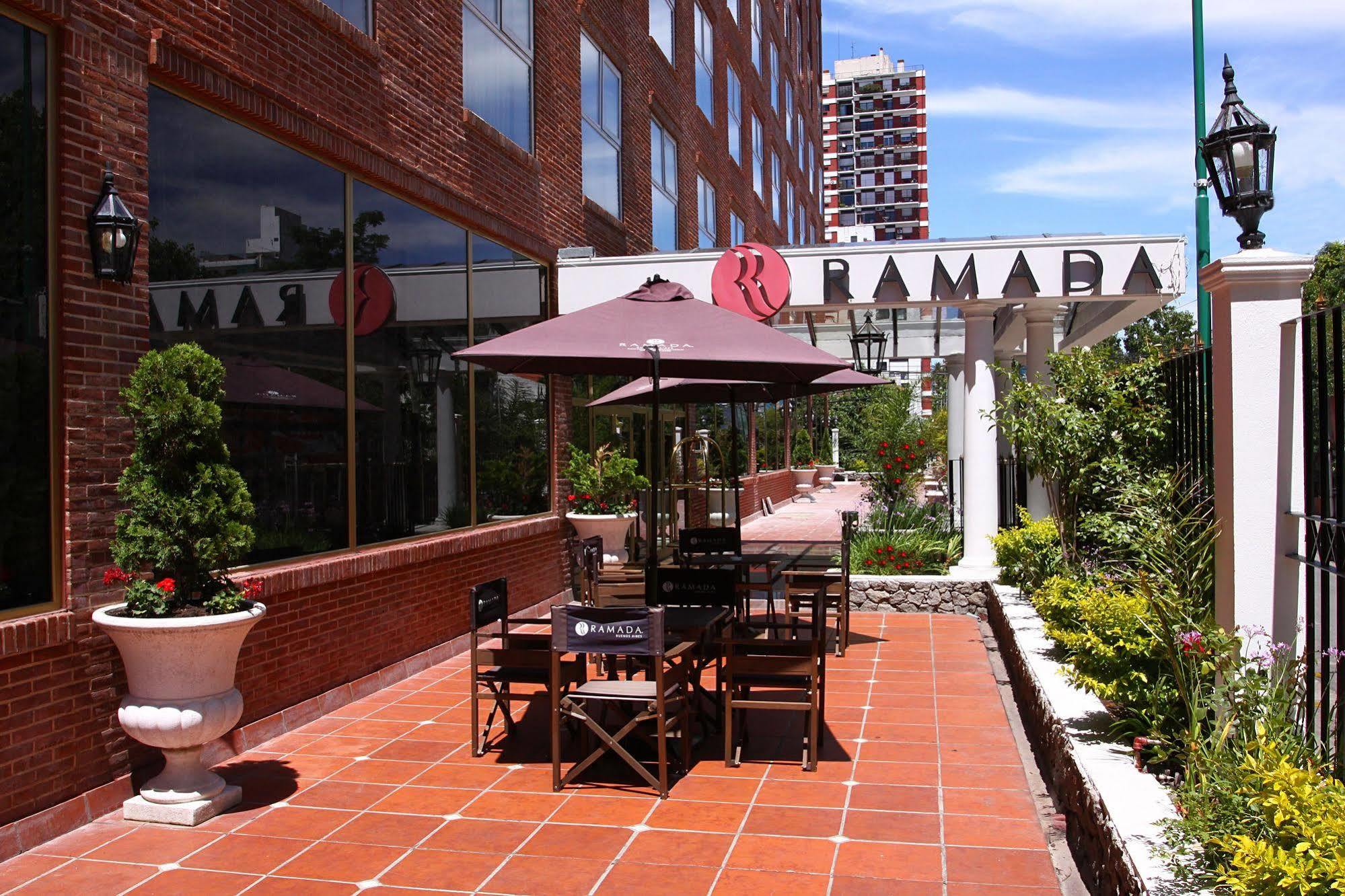 Hotel Ramada By Wyndham Buenos Aires Vicente López Exteriér fotografie